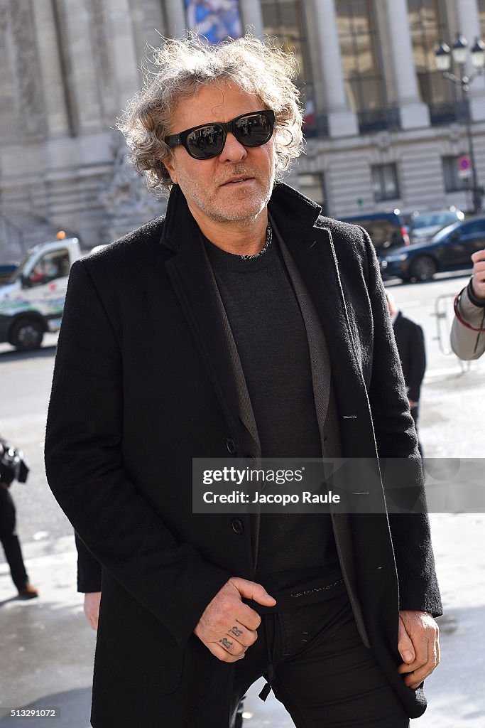 Celebrity Sightings : Day Two- Paris Fashion Week : Womenswear Fall Winter 2016/2017
