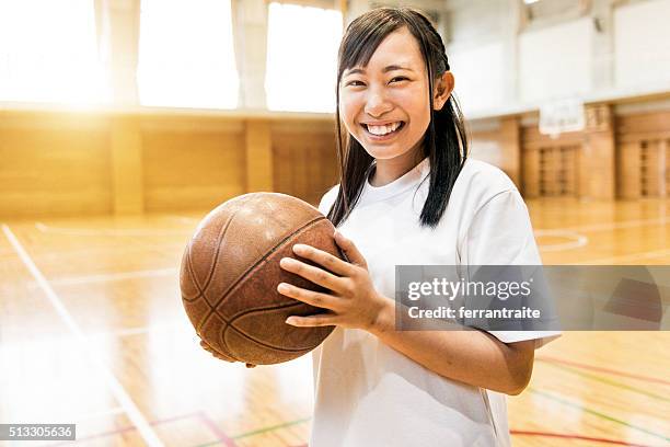 日本の高校女子バスケットボール選手 - 中学校 ストックフォトと画像