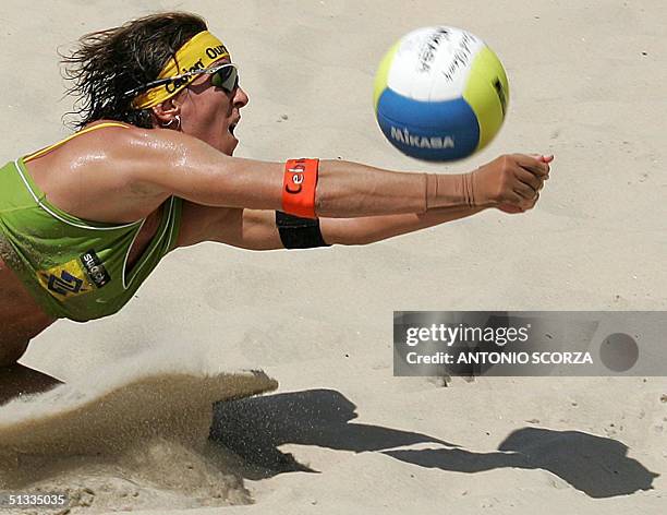 Shelda Shelda Bede Photos and Premium High Res Pictures - Getty Images