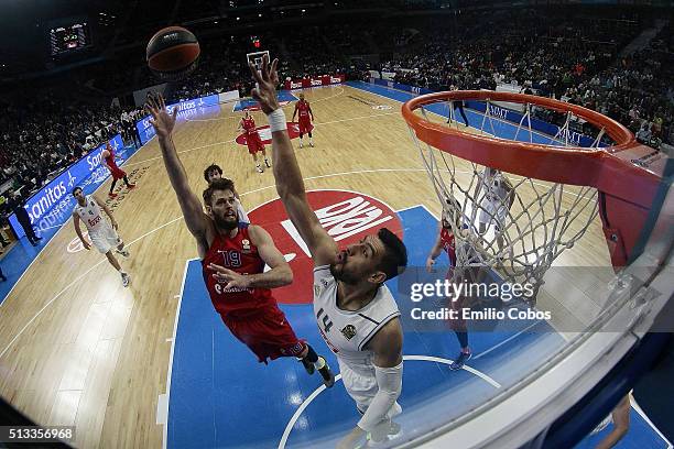 Joel Freeland, #19 of CSKA Moscow in action during the 2015-2016 Turkish Airlines Euroleague Basketball Top 16 Round 9 game between Real Madrid v...