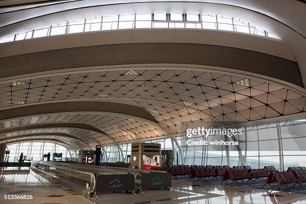 Midfield Concourse 150 Midfield Terminal Stock Photos, High-Res Pictures, and Images ...