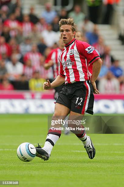 Anders Svensson of Southampton in action during the Barclays Premiership match between Southampton and Newcastle United on September 19, 2004 at St....