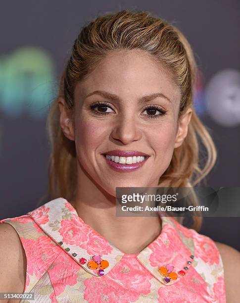 Singer Shakira arrives at the premiere of Walt Disney Animation Studios' 'Zootopia' at the El Capitan Theatre on February 17, 2016 in Hollywood,...