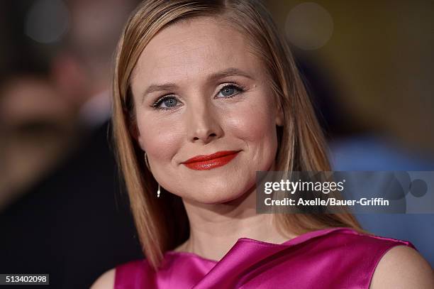 Actress Kristen Bell arrives at the premiere of Walt Disney Animation Studios' 'Zootopia' at the El Capitan Theatre on February 17, 2016 in...