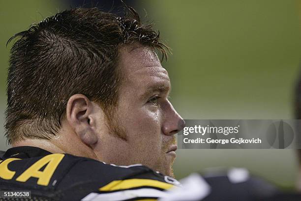 Offensive guard Alan Faneca of the Pittsburgh Steelers watches the action during the Pittsburgh Steelers 38-3 preseason game win over the Houston...