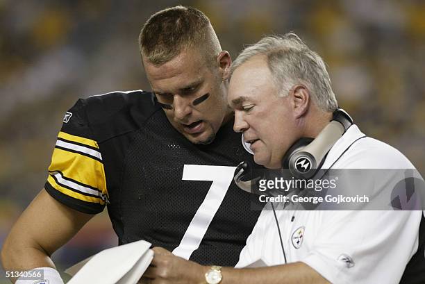Quarterback Ben Roethlisberger of the Pittsburgh Steelers and quarterbacks coach Mark Whipple confer during the Pittsburgh Steelers 38-3 preseason...