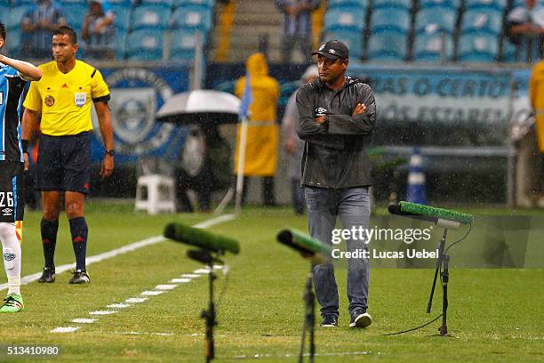 Roger Machado coach of Gremio during the match Gremio v Liga de Quito as part of Copa Bridgestone Libertadores 2016, at Arena do Gremio on March 02,...