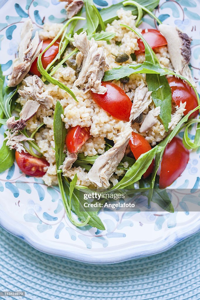 Bulgur Salad With Tuna Fish, tomatoes and Arugula