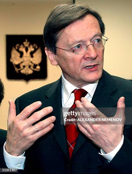 Austrian Chancellor Wolfgang Schuessel answers jornalists' questions after the meeting with Russian Chief Military Prosecutor Mikhail Kislitsin in...