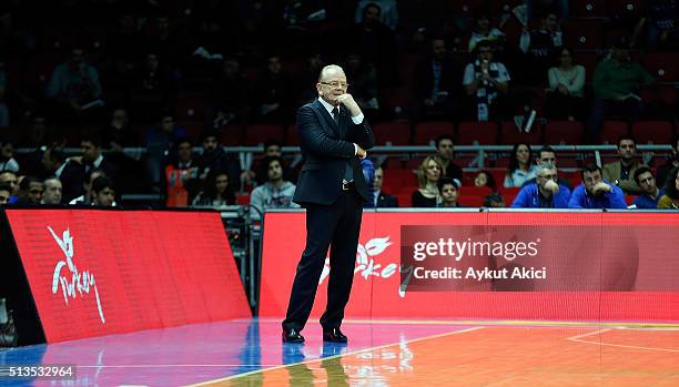 Dusan Ivkovic, Head Coach of Anadolu Efes Istanbul in action during the 2015-2016 Turkish Airlines Euroleague Basketball Top 16 Round 9 game between...