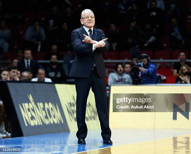 Dusan Ivkovic, Head Coach of Anadolu Efes Istanbul in action during the 2015-2016 Turkish Airlines Euroleague Basketball Top 16 Round 9 game between...