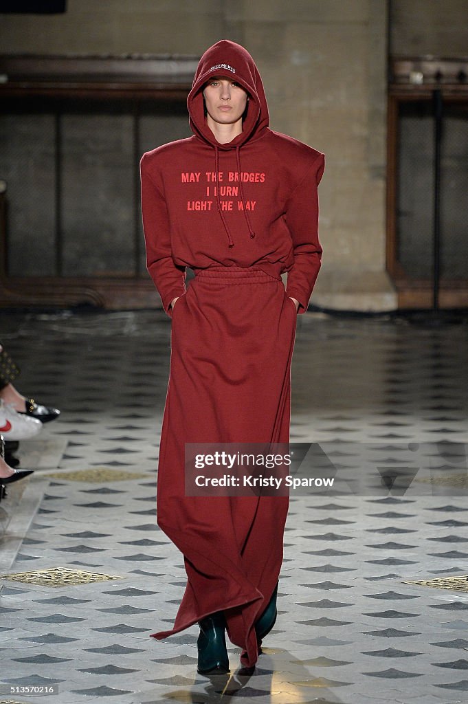 Vetements : Runway - Paris Fashion Week Womenswear Fall/Winter 2016/2017