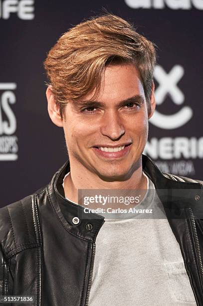 Singer Carlos Baute attends the "Cadena Dial" 2015 awards at the Recinto Ferial on March 3, 2016 in Tenerife, Spain.