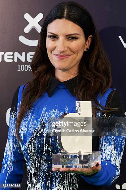 Italian singer Laura Pausini attends the "Cadena Dial" 2015 awards press room at the Recinto Ferial on March 3, 2016 in Tenerife, Spain.