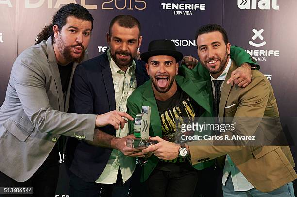 Members of "Efecto Pasillo" attends the "Cadena Dial" 2015 awards press room at the Recinto Ferial on March 3, 2016 in Tenerife, Spain.