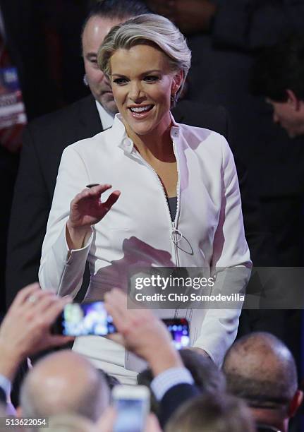 Moderator Megyn Kelly greets guests following the Republican presidential debate sponsored by Fox News at the Fox theatre on March 3, 2016 in...