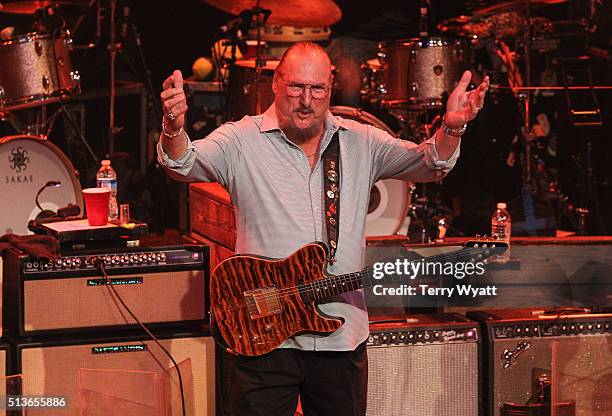 Guitarist Steve Cropper joins Derek Trucks and Susan Tedeschi of the Tedeschi Trucks Band perform at Ryman Auditorium on March 3, 2016 in Nashville,...