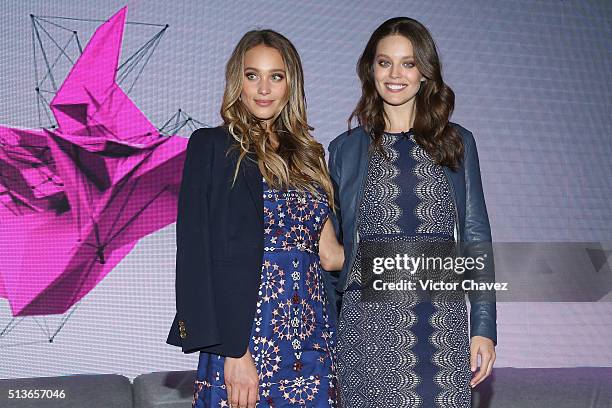 Models Hannah Davis and Emily DiDonato attend a press conference during the Liverpool Fashion Fest Spring/Summer 2016 at Televisa San Angel on March...