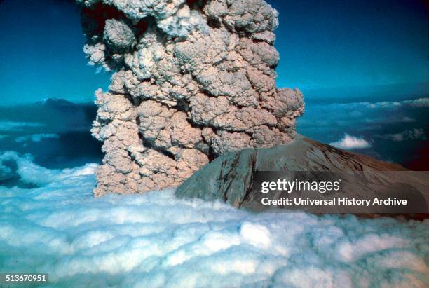 In 1980, a major volcanic eruption occurred at Mount St Helens, a volcano located in state of Washington, in the United States.