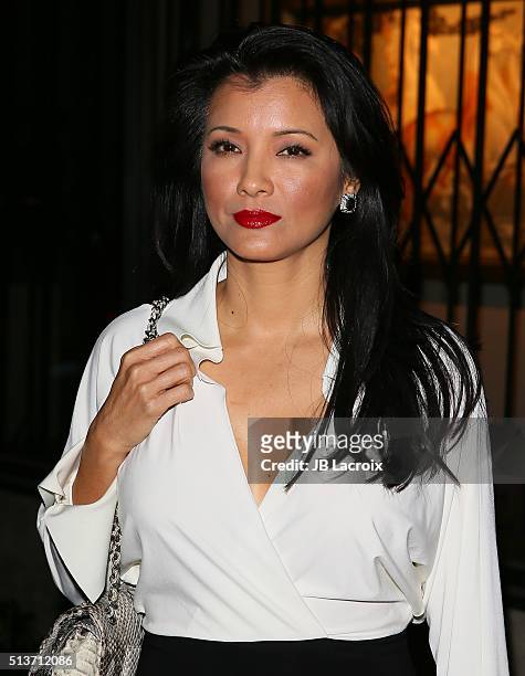 Kelly Hu attends Best Buddies 'The Art of Friendship' Benefit Photo Auction, hosted by De Re Gallery, on March 3, 2016 in West Hollywood, California.