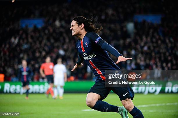 Edinson CAVANI of PSG celebrate his goal during the UEFA Champions League round of 16 first leg match between Paris Saint-Germain and Chelsea at Parc...