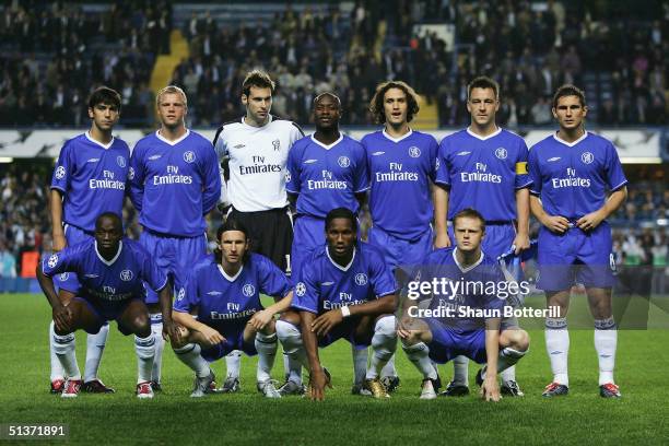 Chelsea team to face FC Porto prior to the UEFA Champions League Group H match between Chelsea and FC Porto at Stamford Bridge on September 29, 2004...