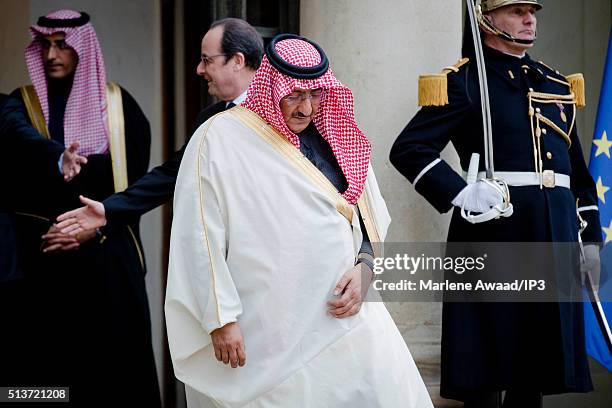 French President Francois Hollande meets Saudi Crown Prince Mohammed Bin Nayef as he arrives at Elysee Palace on March 4, 2016 in Paris, France.