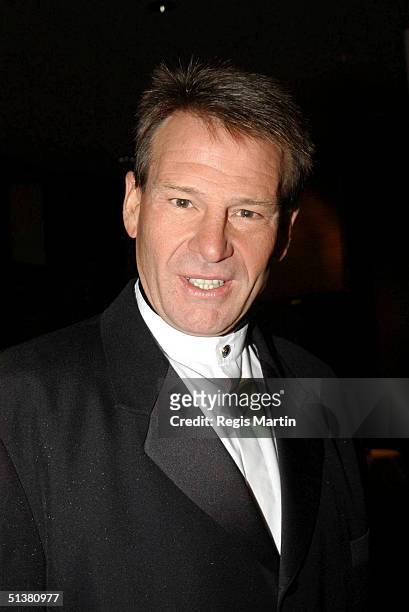 April 2004 -SAM NEWMAN arriving on the red carpet, for the 2004 TV Week Logie Awards. At the Crown Casino. Melbourne, Victoria, Australia.