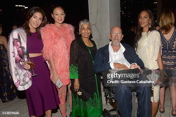 Eve Xanthopoulos, Criselda Breene, Padma Raj Vattikuti, Artist Chuck Close and Barbara Becker attend the Perez Art Museum Miami Art Of The Party on...