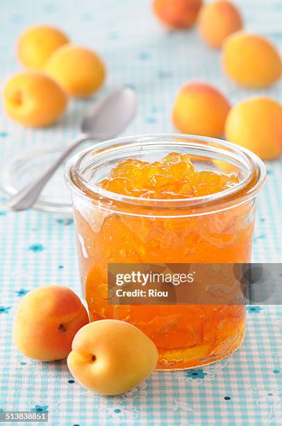 apricot jam - aprikosenkonfitüre stock-fotos und bilder