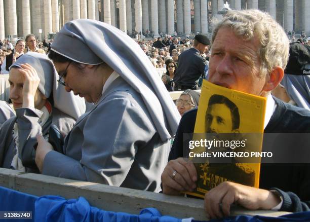 2,174 Controversial Catholic Stock Photos, High-Res Pictures, and ...