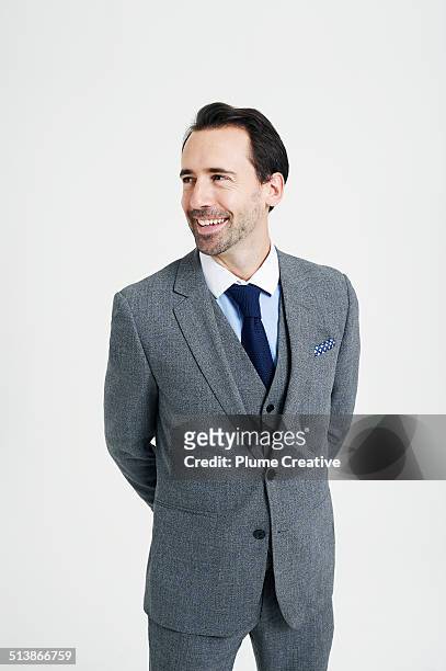 portrait of man - three quarter length stock pictures, royalty-free photos & images