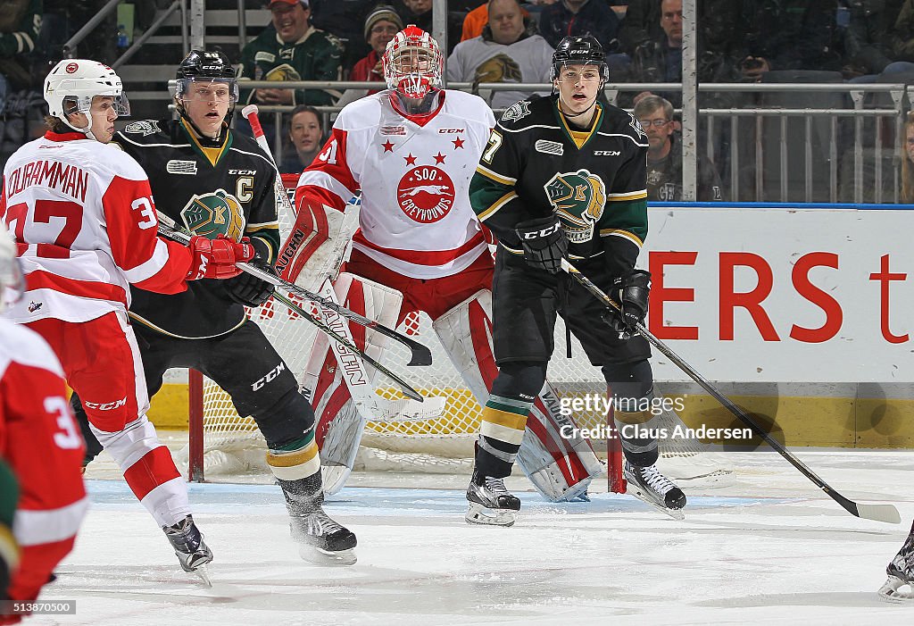 Sault Ste Marie Greyhounds v London Knights