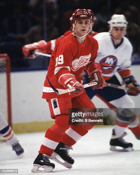 Steve Yzerman of the Detroit Red Wings skates against the New York Islanders during an NHL game in his rookie year of 1983-84 at the Nassau Coliseum...