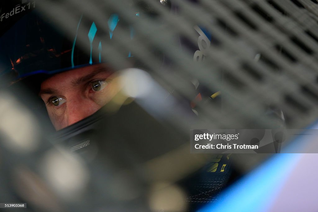 Las Vegas Motor Speedway - Kobalt 400 Practice