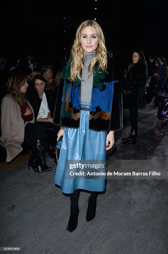 Nina Ricci : Front Row- Paris Fashion Week Womenswear Fall/Winter 2016/2017