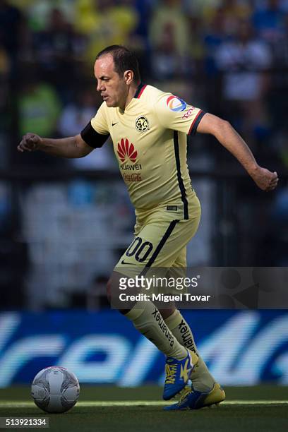Cuauhtemoc Blanco of America drives the ball during the 9th round match between America and Morelia as part of the Clausura 2016 Liga MX at Azteca...