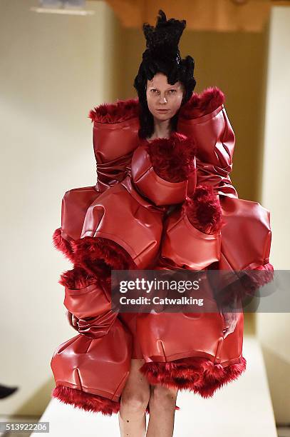 Model walks the runway at the Comme Des Garcons Autumn Winter 2016 fashion show during Paris Fashion Week on March 5, 2016 in Paris, France.