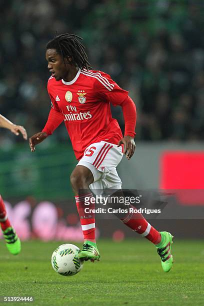 Benfica's midfielder Renato Sanches during the match between Sporting CP and SL Benfica for the Portuguese Primeira Liga at Jose Alvalade Stadium on...
