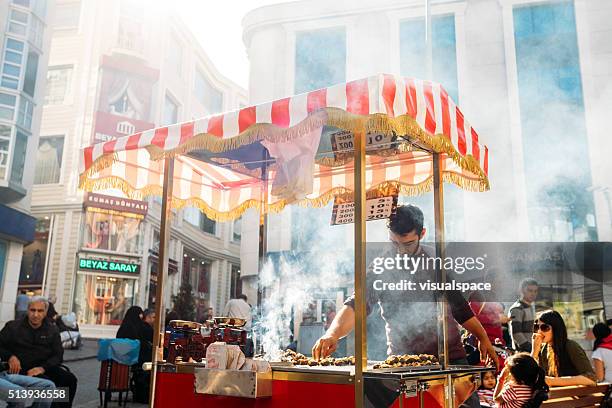 chestnut seller in istanbul - chestnut food stockfoto's en -beelden