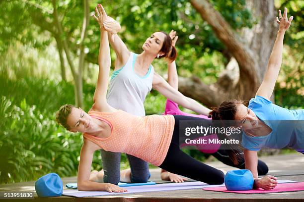 oh… pilates?! i thought you said pie and lattes - yoga ball work 個照片及圖片檔