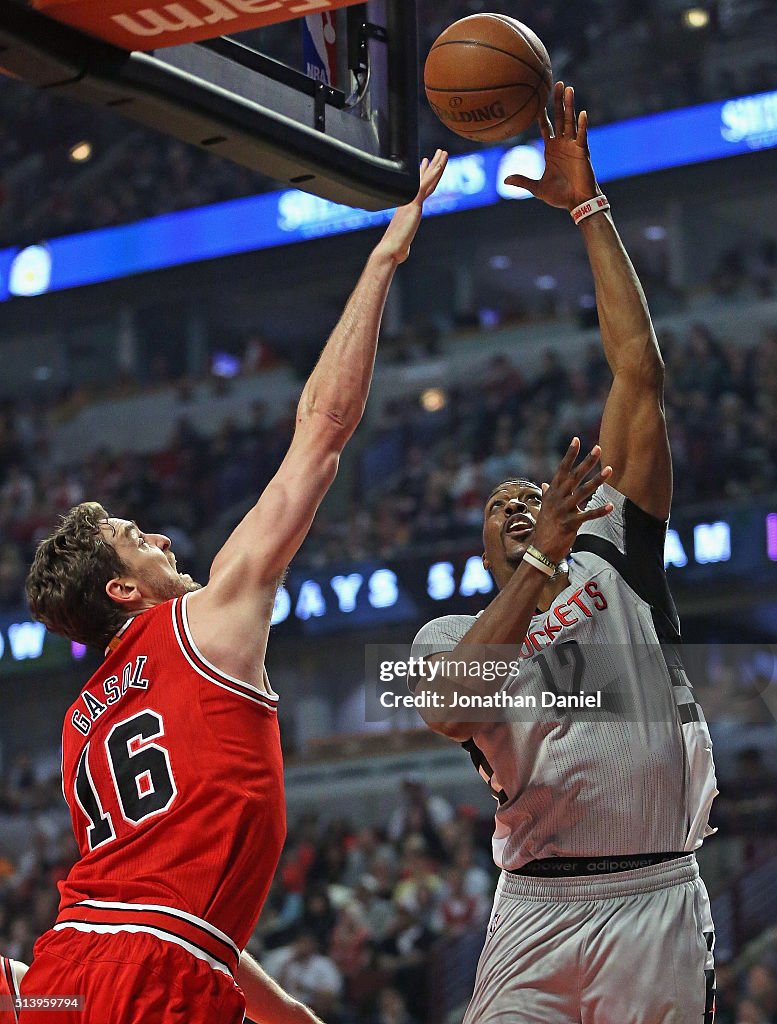 Houston Rockets v Chicago Bulls