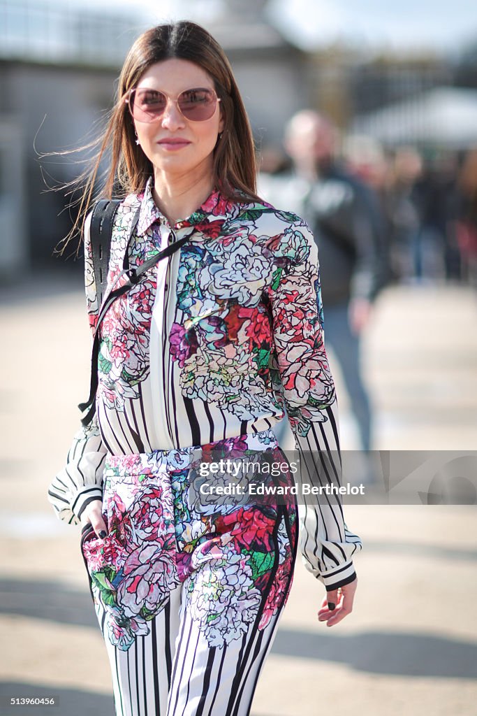 Street Style -Paris Fashion Week : Day Five Womenswear Fall Winter 2016/2017