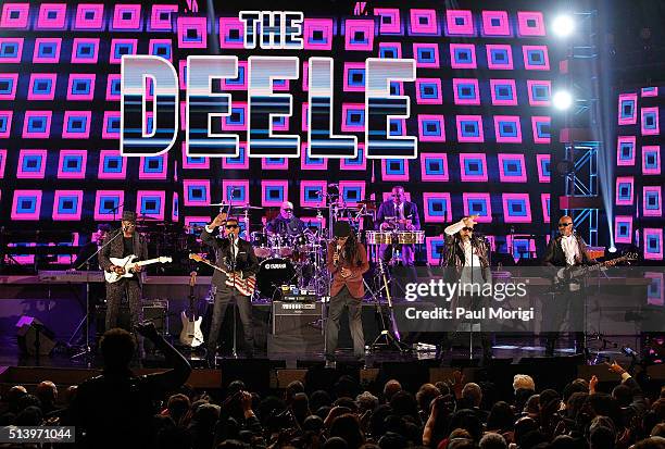 Deele Now The Deele Photos and Premium High Res Pictures - Getty Images