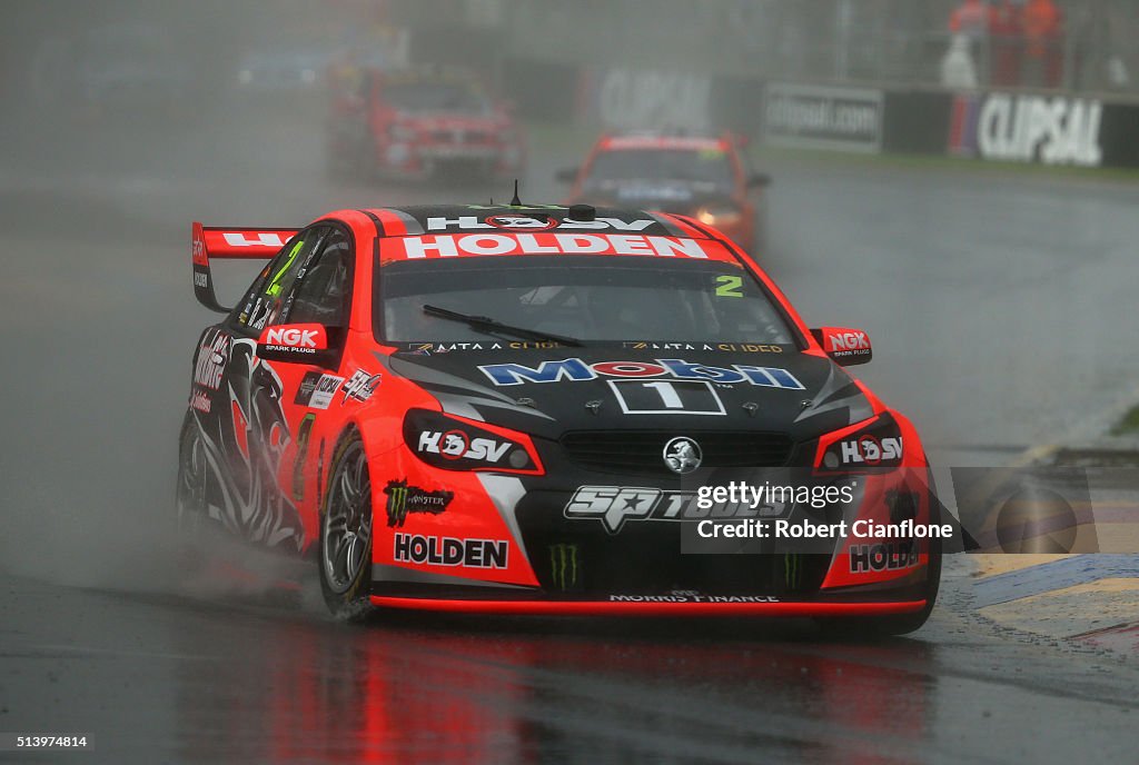 V8 Supercars Clipsal 500 - Qualifying & Race 3