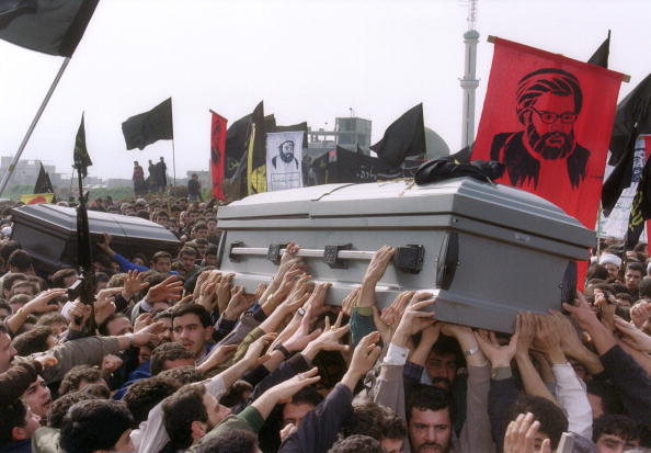 Fundamentalists carry coffins of Sheikh Abbas Musa