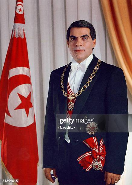 Picture released in April 1998 in Tunis of Tunisian President Zine el-Abidine Ben Ali 1987 posing for an official picture in front of the Tunisian...