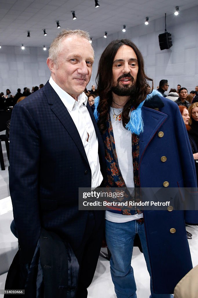 Balenciaga : Front Row - Paris Fashion Week Womenswear Fall/Winter 2016/2017