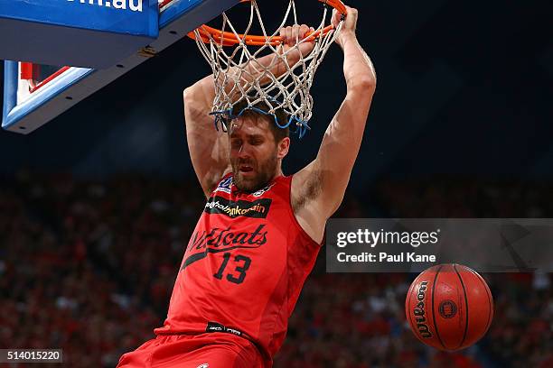 Tom Jervis of the Wildcatsdunks the ball during game three of the NBL Grand Final series between the Perth Wildcats and the New Zealand Breakers at...