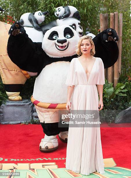 Kate Hudson arrives for the european premiere of 'Kung Fu Panda 3' at Odeon Leicester Square on March 6, 2016 in London, England.